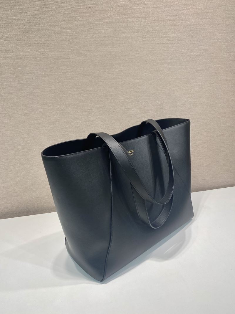 Pra*a tote bags